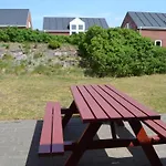 Apartmán Mahena - 2-3km From The Sea By Interhome