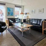 Mahena - 2-3km From The Sea By Interhome *
