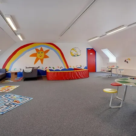 Апартаменты Mahena - 2-3km From The Sea By Interhome