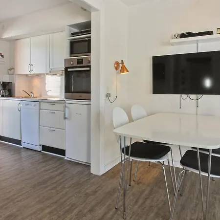 Appartement Mahena - 2-3km From The Sea By Interhome *